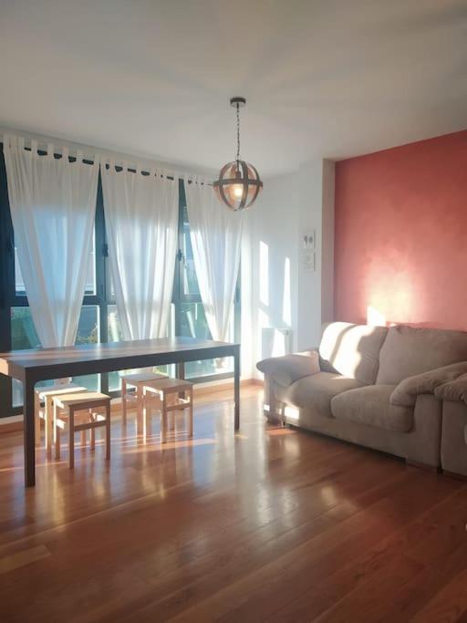 Espectacular Adosado En Viana Con Aparcamiento Gratuito. Villa Ngoại thất bức ảnh